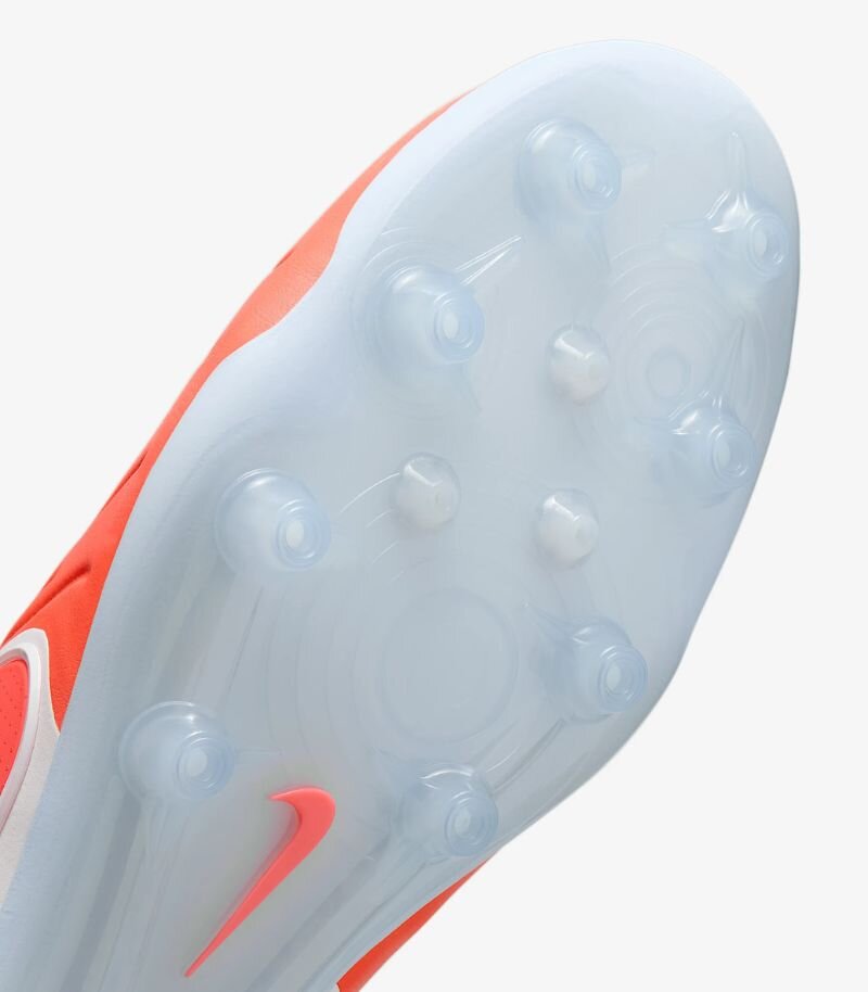 sole plate of an artificial ground tiempo football boot